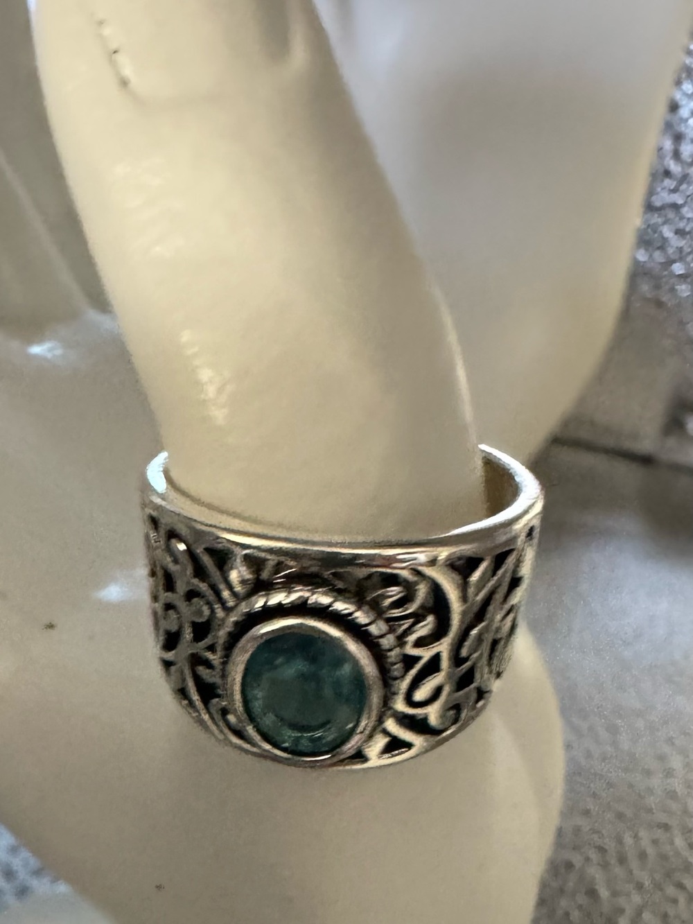 Sterling Silver Filigree Ring with Aquamarine CZ stone SZ 9